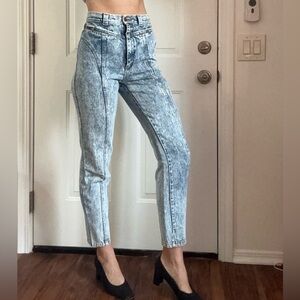 Acid Wash Vintage High Waisted Cigarette Jean